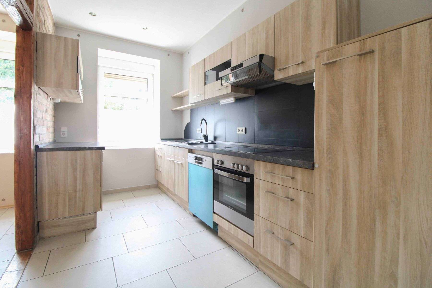 Großes Grundstück mit Zweifamilienhaus – ideal für Familien & Mehrgenerationen, Börde Kreis – Bild 4