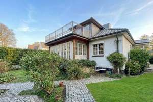 Behagliches Familienidyll mit traumhaftem Garten in ruhiger, beschaulicher Wohnlage – Die vollständige Adresse der Immobilie erhältst du vom Anbieter., 25462 Rellingen – Vorschaubild 1