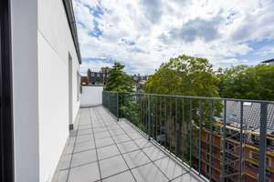 Stilvolles Wohnen auf zwei Ebenen in schöner Stadtvilla mit zwei Balkonen – 40545 Oberkassel, Düsseldorf – Vorschaubild 14