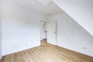 Notarkosten geschenkt: Gründerzeit-Dachgeschoss mit Innenhof-Balkon, offenem Wohnbereich & Keller – Handjerystraße 36, 12489 Adlershof, Berlin – Vorschaubild 13