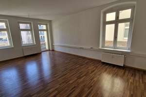 Helle 5-Zimmer-Wohnung mit Balkon und 129,84 m² Wohnfläche in Magdeburg – Breiter Weg 255, 39104 Altstadt, Magdeburg – Vorschaubild 2