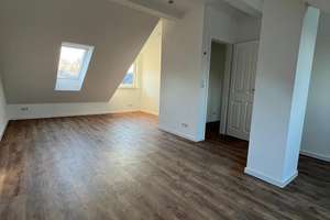 Mit Traumküche & Stil: frisch sanierte Dachgeschosswohnung – Mahlenburger Weg 37, 44309 Brackel (Ortsteil), Dortmund – Vorschaubild 9
