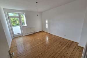 Helle, gut geschnittene 3 Zi.-Whg , 80 m², Einbauküche, 2 Balkone – Hasseldiecksdammerweg 7, 24114 Südfriedhof, Kiel – Vorschaubild 3
