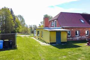 Raus aufs Land: Haus mit Stall, Gewächshaus & Ausbaupotenzial – ideal für Selbstversorger – Die vollständige Adresse der Immobilie erhältst du vom Anbieter., 18320 Schlemmin – Vorschaubild 3