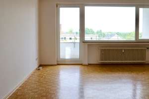 Sonnige 3-Zimmer-Eigentumswohnung mit Südwestbalkon in Düsseldorf-Unterbach – provisionsfrei – Ahornstraße 2, 40627 Unterbach, Düsseldorf – Vorschaubild 6