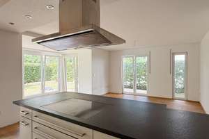 Lichtdurchflutete EG Wohnung mit Hobbyraum (Fitness/Home Office) – Solalindenstraße 62a, 81825 Waldtrudering, München – Vorschaubild 4