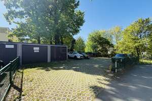Attraktives Wohn- und Geschäftshaus in zentraler Lage mit 16 Einheiten, 12 Stellplätzen, 3 Garagen – Die vollständige Adresse der Immobilie erhältst du vom Anbieter., 42651 Solingen-Mitte, Solingen – Vorschaubild 14