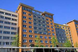 Panoramablick über Leipzig: 3-Zimmer-Maisonette-Wohnung mit zwei Balkonen, Stellplatz & Aufzug – Die vollständige Adresse der Immobilie erhältst du vom Anbieter., 4347 Schönefeld-Ost, Leipzig – Vorschaubild 1