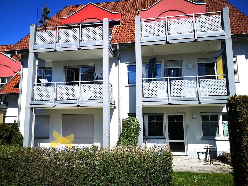 Immobilie in Meckenbeuren - Sofort beziehbare 1-Zi.-EG-Whg. mit schöner Südterrasse und eigenem Garten, EBK und TG-Platz - Bild 0