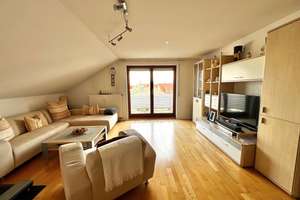 Moderne Dachgeschosswohnung mit TG-Stellplatz – Die vollständige Adresse der Immobilie erhältst du vom Anbieter., 72768 Degerschlacht, Reutlingen – Vorschaubild 3