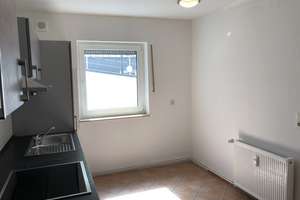 2 ZKB Terrasse, 116 m², EBK, Einliegerwohnung – Friedrich-Naumann-Str. 12, 65195 Rheingauviertel / Hollerborn, Wiesbaden – Vorschaubild 3