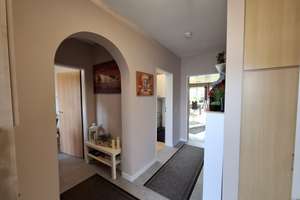 Altersvorsorge mit Rendite: Vermieteter 4-Zimmer Reihenbungalow in begehrter Lage – Hebbelstraße 15, 26919 Brake (Unterweser) – Vorschaubild 4