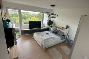 WG Zimmer mit Balkon  in Saarbrücken – Die vollständige Adresse der Immobilie erhältst du vom Anbieter., 66111 Sankt Johann, Saarbrücken – Vorschaubild 8