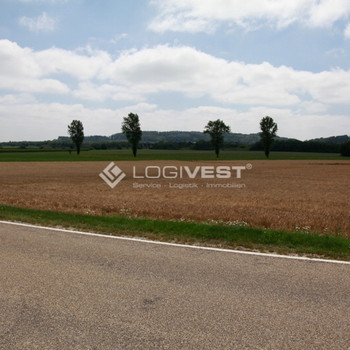 ***Exklusiv im Alleinauftrag*** Gewerbegrundstück in Lörrach direkt an der A98