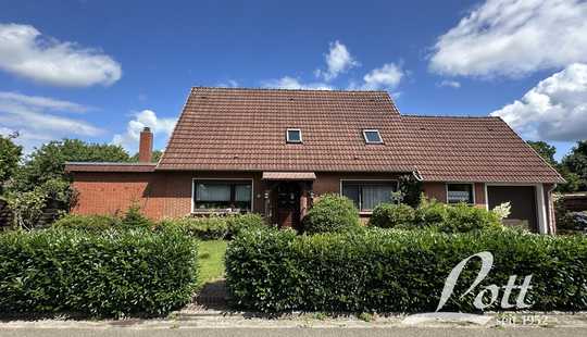 Bild von +++ Gepflegtes Familienhaus mit Garage in guter Wohnlage von Augustfehn!"