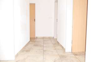3-Zimmer-Wohnung mit Balkon, Gartenanteil und Garage – Die vollständige Adresse der Immobilie erhältst du vom Anbieter., 83666 Waakirchen – Vorschaubild 2