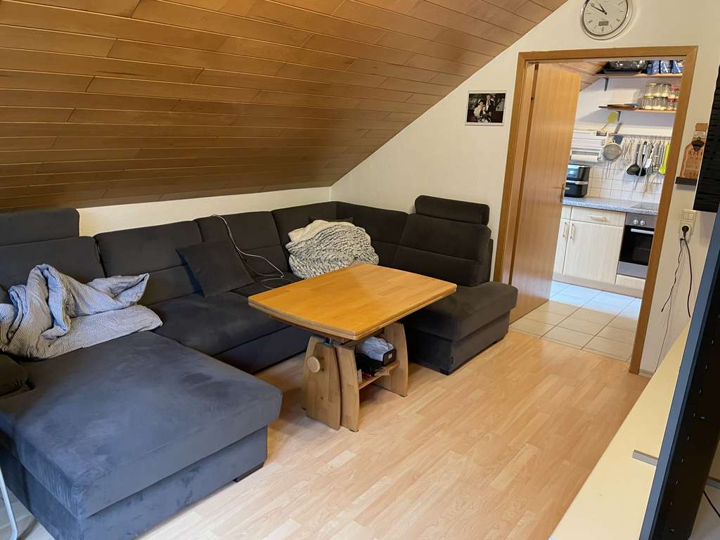 Immobilie in Neckarbischofsheim - Charmante 3-Zimmer Wohnung mit Balkon in Neckarbischofsheim - Bild 0