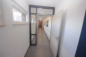 Barrierefreie Wohnung mit Aufzug und Balkon im Herzen der Landeshauptstadt nahe Universitätsklinikum – Emanuel-Larisch-Weg 21, 39112 Magdeburg – Vorschaubild 8