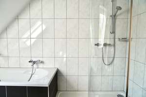 Willkommen im neuen Zuhause! Wunderschöne 2-Zimmer-Wohnung mitten in Wiesbaden und doch im Grünen! – Die vollständige Adresse der Immobilie erhältst du vom Anbieter., 65189 Südost, Wiesbaden – Vorschaubild 33