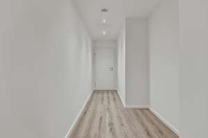Modernes Ambiente, lichtdurchflutet und hochwertig renoviert: 2-Zimmer-Wohnung in München-Moosach! – Die vollständige Adresse der Immobilie erhältst du vom Anbieter., 80992 Alt-Moosach, München – Vorschaubild 4