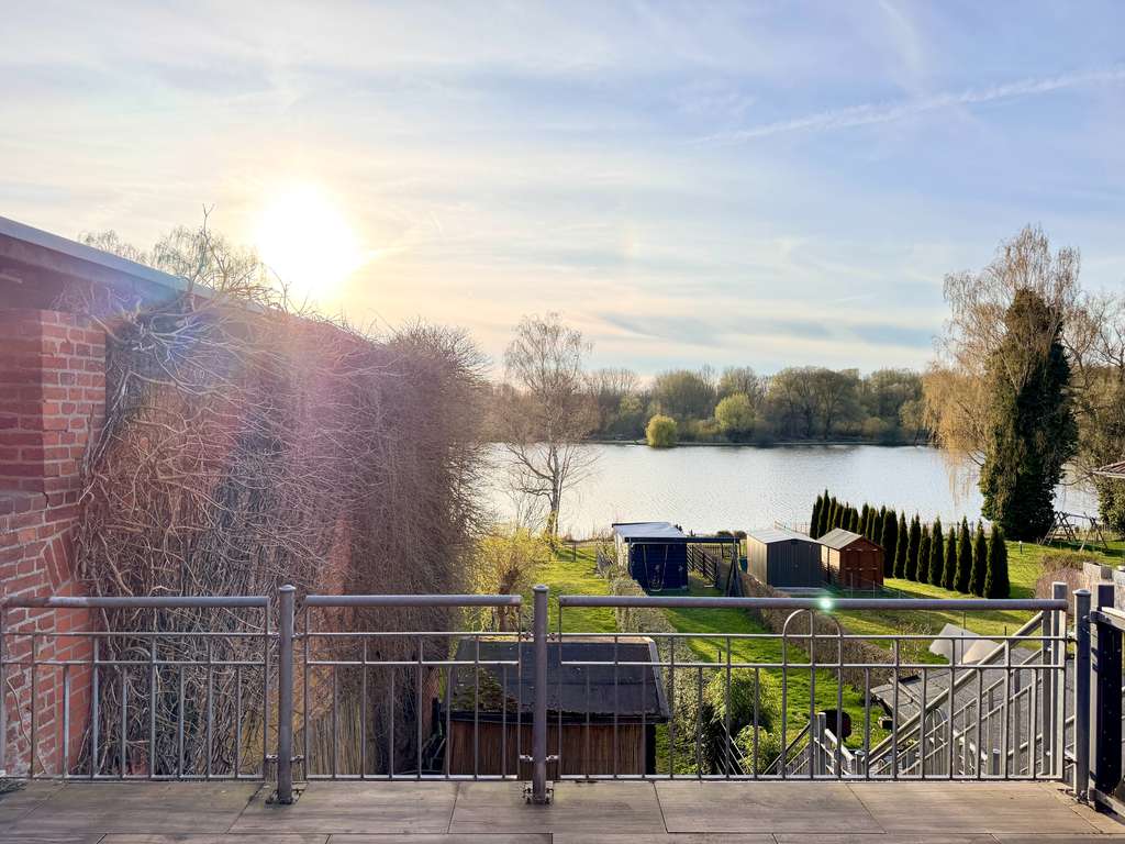 Immobilie in Schönberg - Endreihenhaus mit Oberteichblick – 42 m² Terrasse und Stellplatz in zentraler Lage - Bild 4