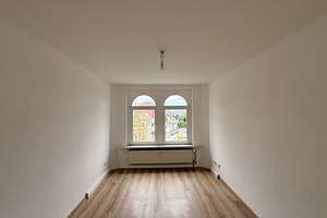Geräumige 4-Raumwohnung mit Balkon und Fahrstuhl in zentraler Lage von Dresden – Bautzner Landstr. 11, 1324 Bühlau/Weißer Hirsch, Dresden – Vorschaubild 8
