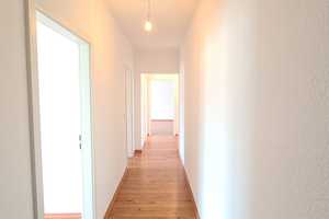 Freundliche 3-Zimmer Wohnung mit TOP Einbauküche und Balkon – Wedringer Straße 13a, 39124 Magdeburg – Vorschaubild 2