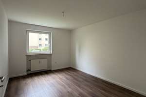 Modernisierte 3-Zimmer-Wohnung mit Balkon in ruhiger Lage – Franz-Wolter-Straße 18, 81925 Oberföhring, München – Vorschaubild 10