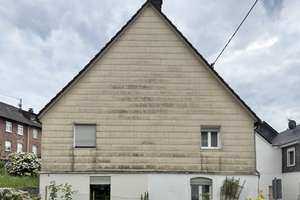 Charmantes Einfamilienhaus mit Atelier & Entwicklungspotenzial – 45 km von Köln, mitten im Grünen – Die vollständige Adresse der Immobilie erhältst du vom Anbieter., 51766 Engelskirchen – Vorschaubild 4