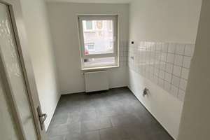 Helle 3-Zimmer-Wohnung – Schiestlstr. -, 97080 Grombühl, Würzburg – Vorschaubild 2