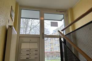 2-Raumwohnung mit Balkon und Stellplatz in beliebter Lage – Ebertstraße 25, 4442 Zwenkau – Vorschaubild 2