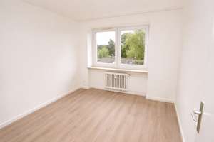 Renovierte 2-Zimmer-Wohnung mit großem Balkon & Aufzug in München-Trudering – sofort bezugsfrei – Wasserburger Landstraße 211, 81827 Waldtrudering, München – Vorschaubild 15
