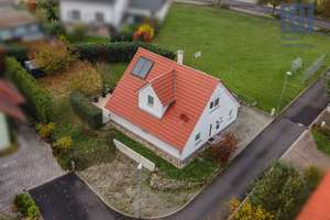 Familienfreundliches Einfamilienhaus in ruhiger Wohnlage – Die vollständige Adresse der Immobilie erhältst du vom Anbieter., 97239 Aub – Vorschaubild 1