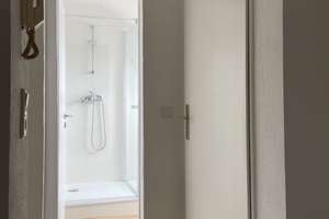 *** Frisch renovierte 2-Zimmer-Dachgeschosswohnung mit einer EBK - günstig & zentral *** – Sattlerstr 4, 42105 Elberfeld, Wuppertal – Vorschaubild 14