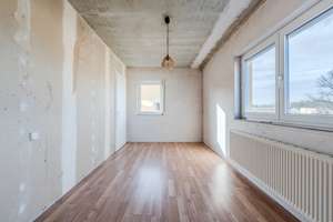 Nur wenige Schritte zum Müggelsee: Helle 2-Zimmer-Dachgeschosswohnung mit Loggia – bezugsfre – Die vollständige Adresse der Immobilie erhältst du vom Anbieter., 12587 Friedrichshagen, Berlin – Vorschaubild 11