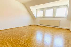 MFH inkl. Hinterhaus (2-Fam.) im Stuttgarter Osten mit 11 WE  und 1 Gewerbeeinheit zu verkaufen – Die vollständige Adresse der Immobilie erhältst du vom Anbieter., 70186 Gablenberg, Stuttgart – Vorschaubild 39