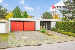 Großzügiger Bungalow mit Doppelgarage und Schwimmbad in beliebter, ruhiger Anliegerstraße – Die vollständige Adresse der Immobilie erhältst du vom Anbieter., 52072 Laurensberg (Statistischer Bezirk), Aachen – Vorschaubild 1