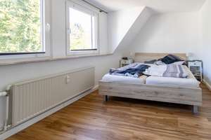 Außergewöhnlich großzügige Doppelhaushälfte auf Erbpachtgrundstück mit Einliegerwohnung und traum... – Die vollständige Adresse der Immobilie erhältst du vom Anbieter., 23556 Sankt Lorenz Nord, Lübeck – Vorschaubild 19