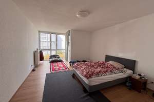 Helle 2 ZKB - 54 m² mit EBK + neuem Laminat Wi-Südost € 760,- + NK – Hohenstaufenstraße 10 B, 65189 Südost, Wiesbaden – Vorschaubild 4