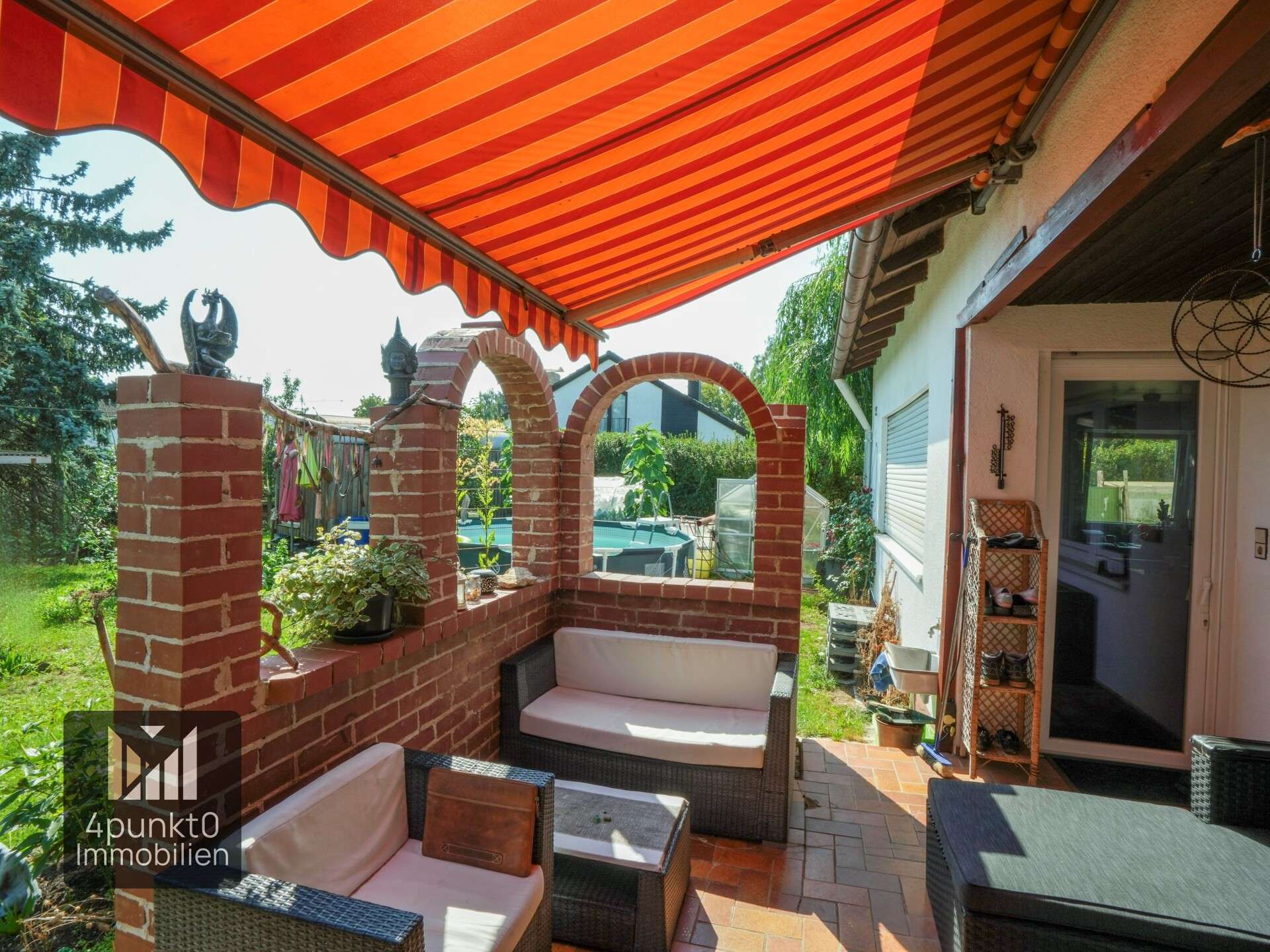 Immobilie in Nördlingen - Zweifamilienhaus / EFH mit ELW, 1.047 m² Grund, 2 Stellplätze Garage - Bild 2