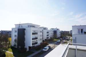 Exklusive 3-Zimmer-DG-Wohnung mit großer Süd-Dachterrasse, EBK, Lift, 2 Bädern und TG in Trudering – Marianne-Plehn-Str. 51, 81825 Gartenstadt Trudering, München – Vorschaubild 15