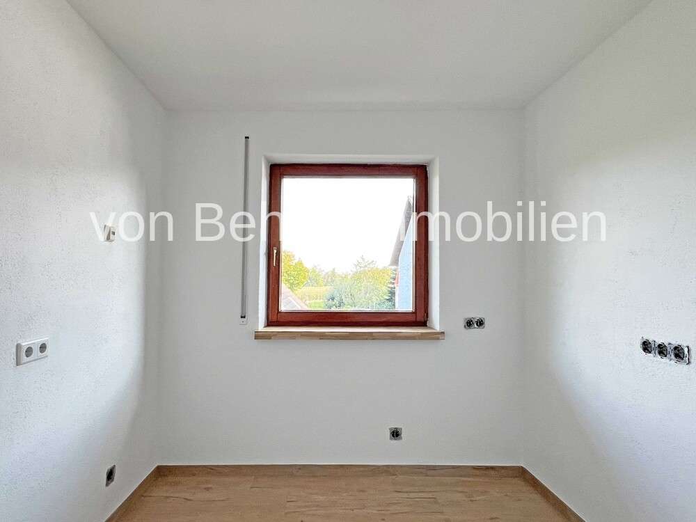 Immobilie in Geisenfeld - Großzügige 4-Zimmer-Erdgeschosswohnung mit Privatgarten und Terrasse in Geisenfeld - Bild 3