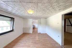 Wohnen mit Charakter: Modernisiertes Einfamilienhaus in Lützelbach – Odenwaldstraße 17, 64750 Lützelbach – Vorschaubild 13