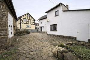 Gemütliches Einfamilienhaus & Nebengebäude mit Entwicklungspotenzial in ruhiger Feldrandlage – Die vollständige Adresse der Immobilie erhältst du vom Anbieter., 56651 Oberdürenbach – Vorschaubild 4