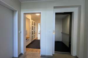 ***möblierte 2 Zi. Wohnung in München, ein Schmuckstück im Lehel, ab sofort frei, sehr Ruhige LAGE! – Oettingenstraße 24, 80538 Englischer Garten, München – Vorschaubild 2
