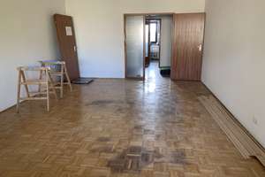 WG geeignete 4 Zimmer Wohnung in Alterlangen, 5 min mit dem Rad in die Stadt – Starenweg 3, 91056 Heiligenloh, Erlangen – Vorschaubild 2