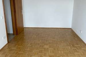 Bogenhausen: Helle 2-Zimmer-Wohnung mit Balkon im 7. Obergeschoss – Titurelstraße 2, 81925 Herzogpark, München – Vorschaubild 6