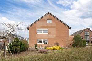Schönes freistehendes Zweifamilienhaus in Bedburg mit viel Potenzial. – Die vollständige Adresse der Immobilie erhältst du vom Anbieter., 50181 Bedburg – Vorschaubild 2