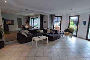 ***Einziehen und wohlfühlen - großes Ein-/Zweifamilienhaus in Eslohe-Kückelheim*** – Zum Hohenstein 6, 59889 Hochsauerlandkreis – Vorschaubild 6