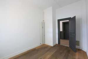 Exklusive Altbau-Etagenwohnung in historischer Stadtvilla im Zentrum vom Augsburg – Die vollständige Adresse der Immobilie erhältst du vom Anbieter., 86150 Bahnhofs-, Bismarckviertel, Augsburg – Vorschaubild 18